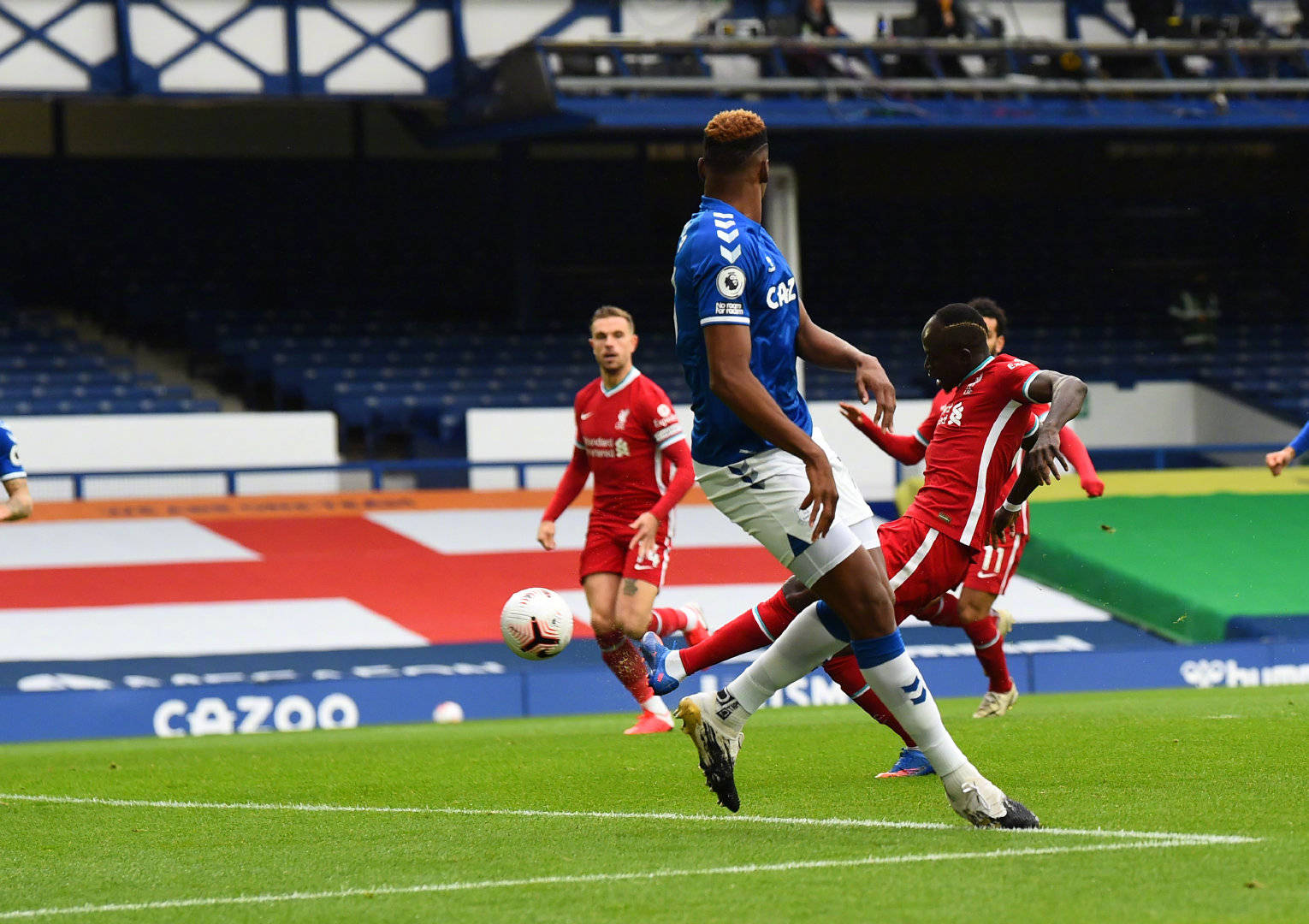 磨合显得尤 磨合显得尤